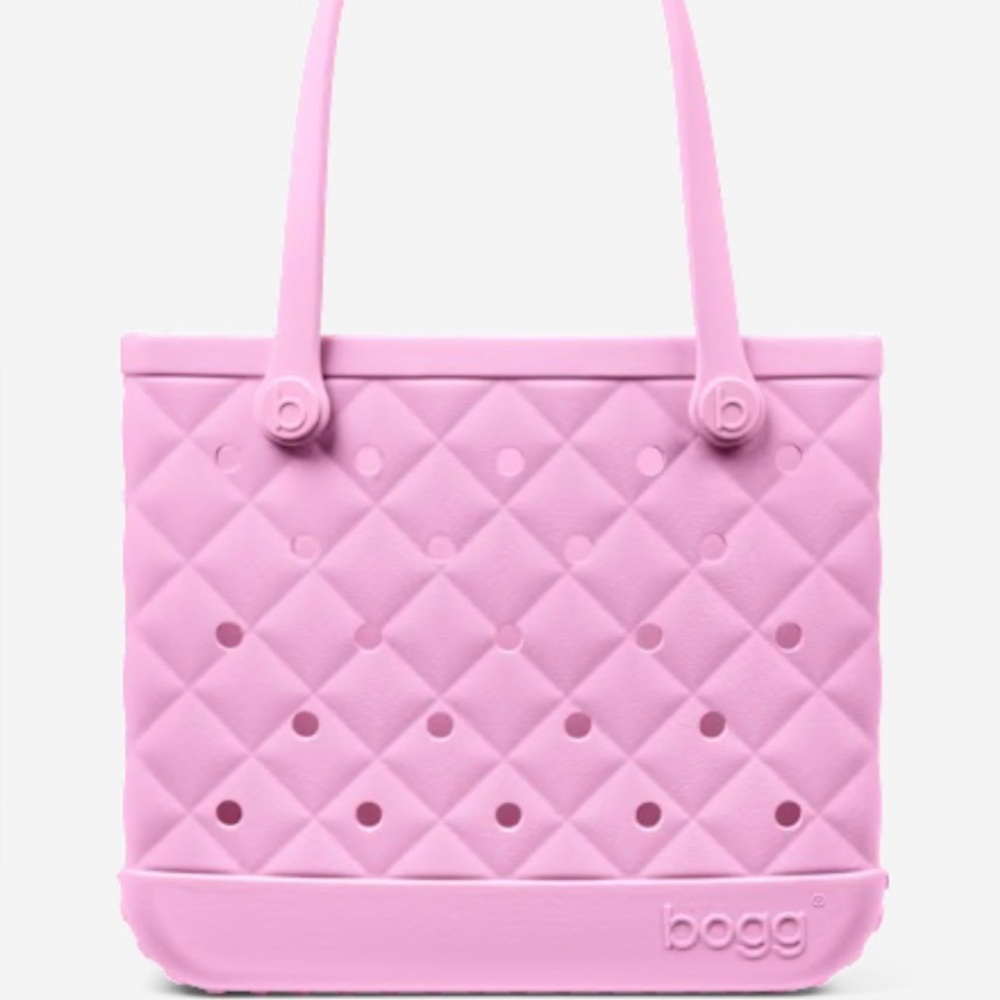 NWT QUILTED TAFFY PINK BABY BOGG BAG.  No scratches or defects.
